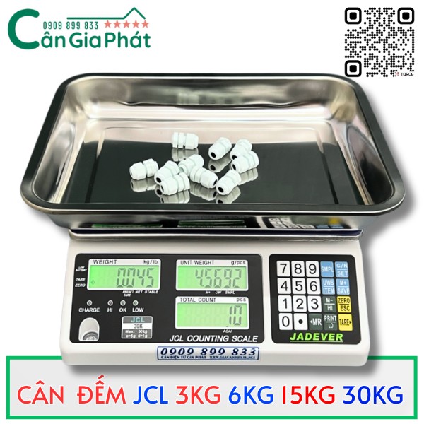 Cân đếm điện tử Jadever JCL hiển thị số lượng linh kiện nhỏ trên khay inox